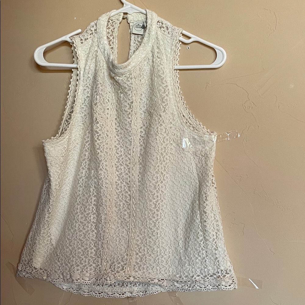 Paper Crane Cream Lace High Neck Halter Camisole Sizes S and M PTP 18” L 23.5”